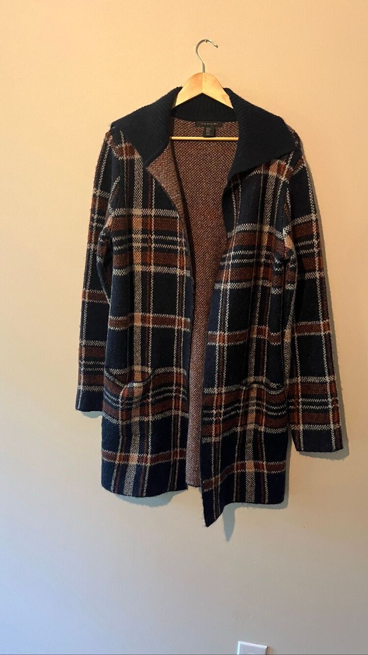 Tahari Plaid Open Front Cardigan Sweater Coat Medium Navy Blue Brown Wool Blend - Picture 2 of 9